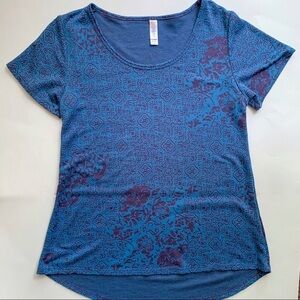 LuLaRoe Patterned Blue Classic Tee